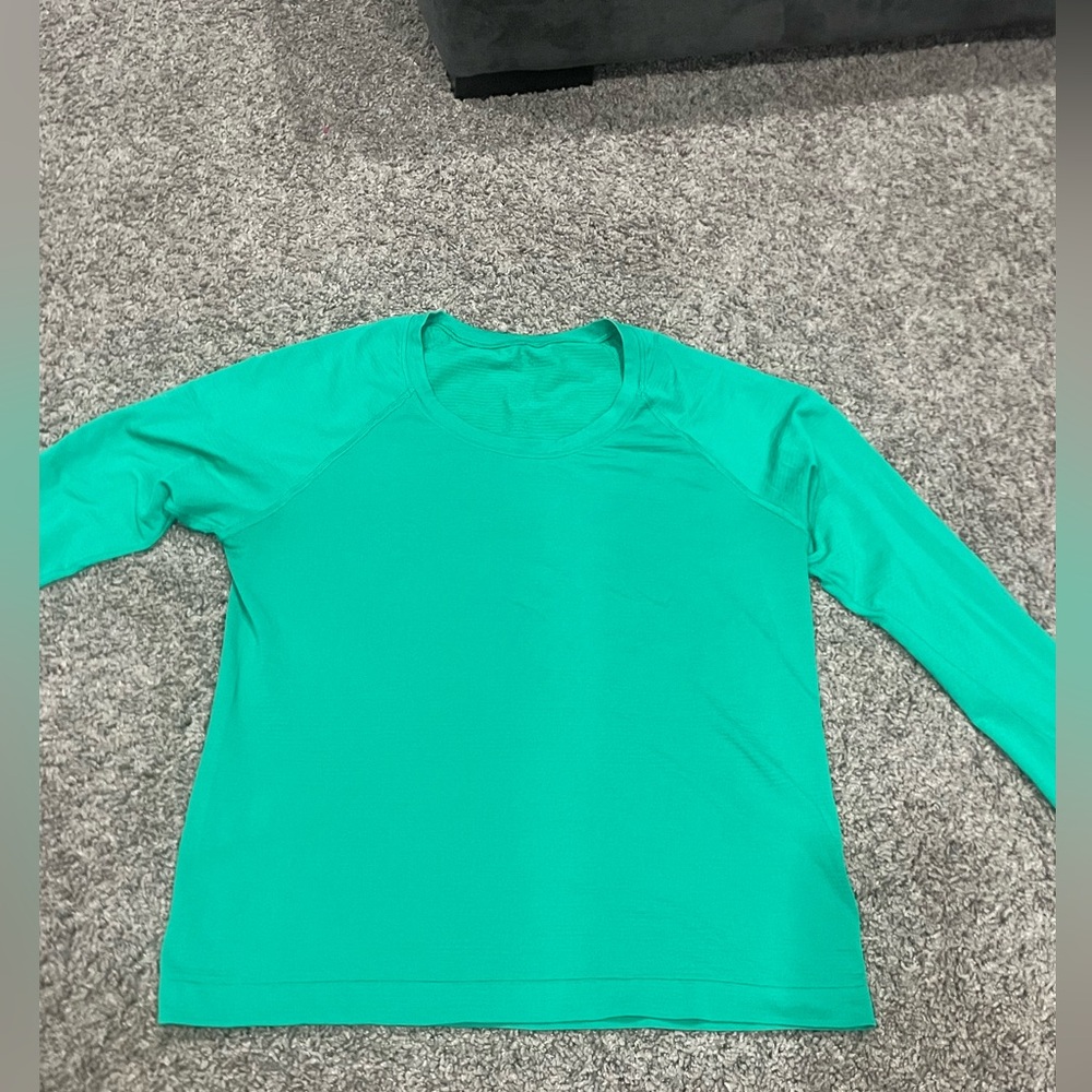 Lululemon Swiftly Tech Long sleeve